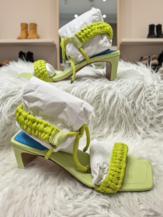 SCHUTZ Shoes - Schutz Sandalia Sandals Women's 🆕️